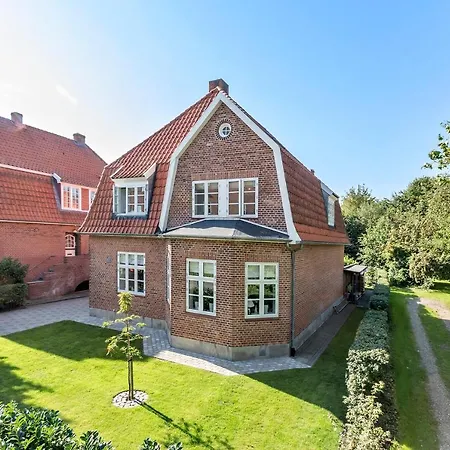 Bed & Breakfast I Hjertet Af Tønder
